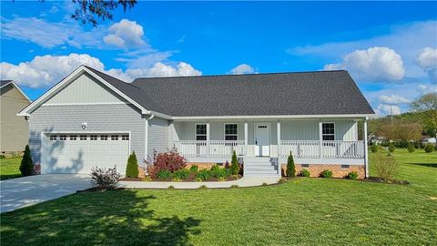 214 Harris Street Chatsworth GA 30705