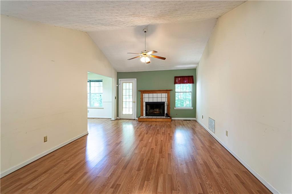 6715 Dogwood Point Lane