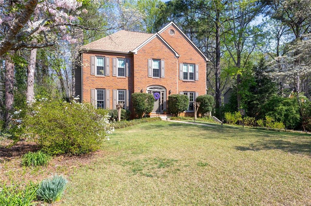 2093 Halfmoon Bluff NW