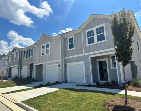 Townhouse For Sale - 2034 Ayla Drive<br/> Douglas County, Douglasville, GA 30135