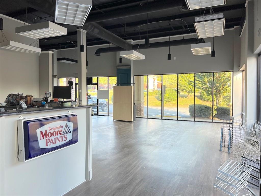 10350 Medlock Bridge Road 200-201