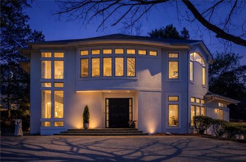 35 Robin Hood Road NE Atlanta GA 30309