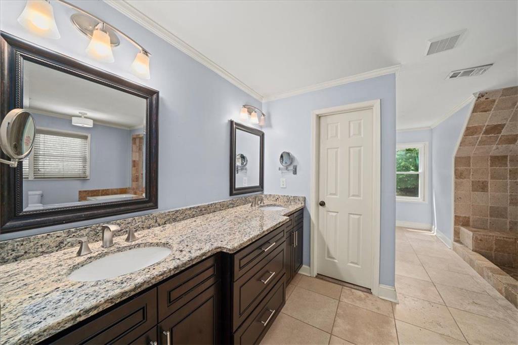 1212 Lee Whatley Drive, Lithonia, Georgia image 35