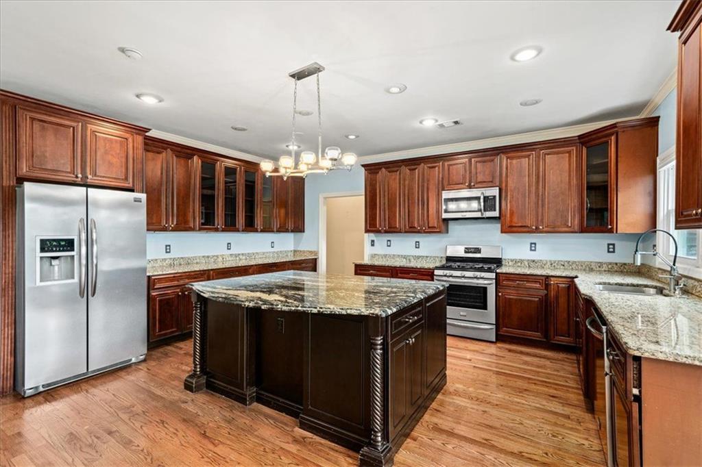 1212 Lee Whatley Drive, Lithonia, Georgia image 10
