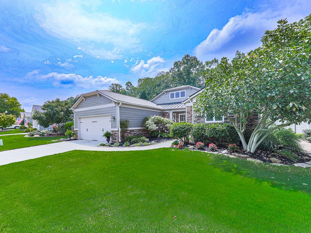 632 Laurel Crossing