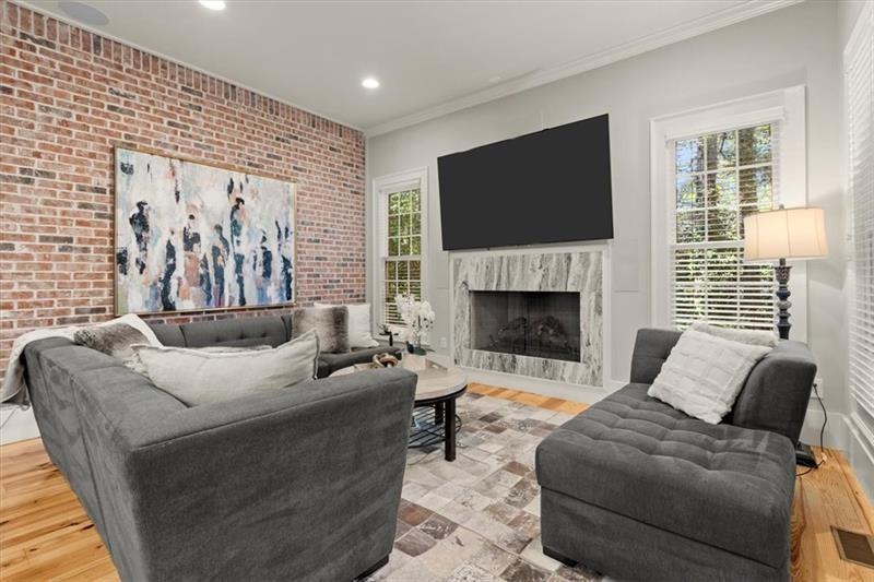 5512 Glenridge Drive #E, Sandy Springs, Georgia image 12