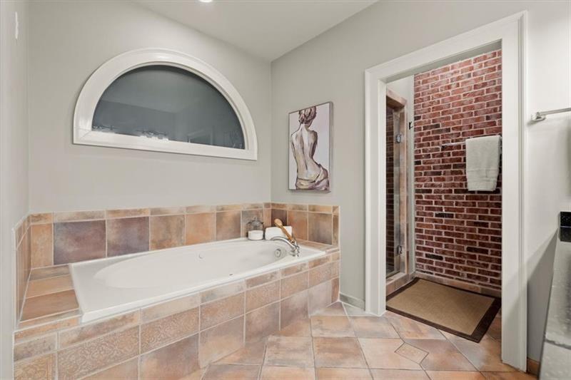 5512 Glenridge Drive #E, Sandy Springs, Georgia image 35