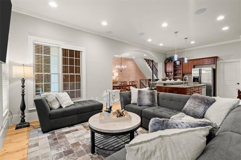 5512 Glenridge Drive #E, Sandy Springs, Georgia image 14