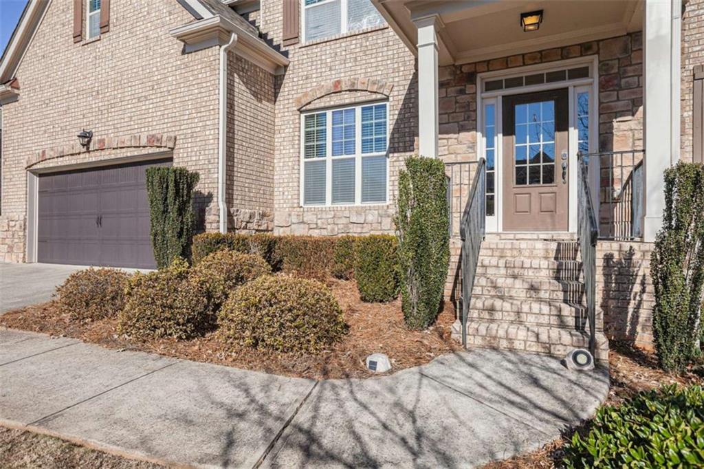 8955 Shalford Court