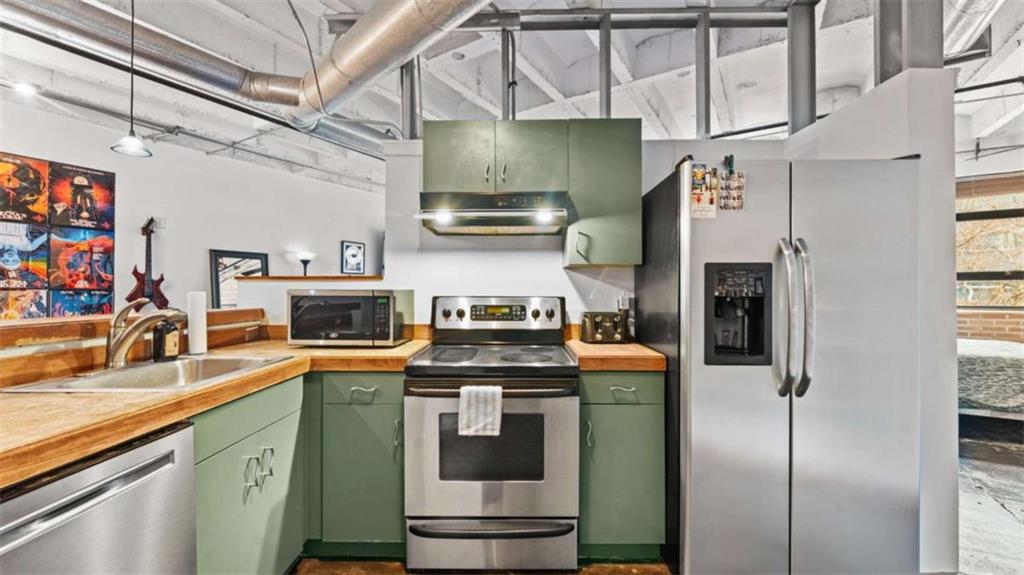 878 Peachtree Street 306