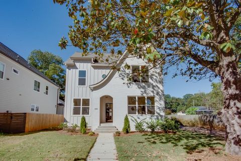 3395 Lee Street East Point GA 30344