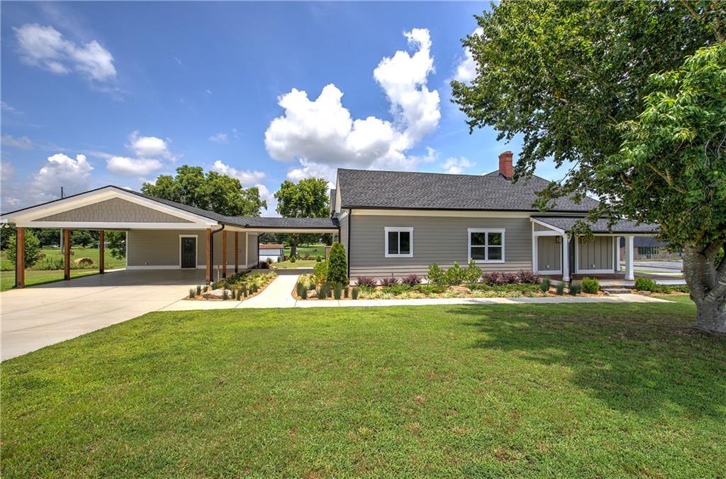 2822 Old State Highway 113