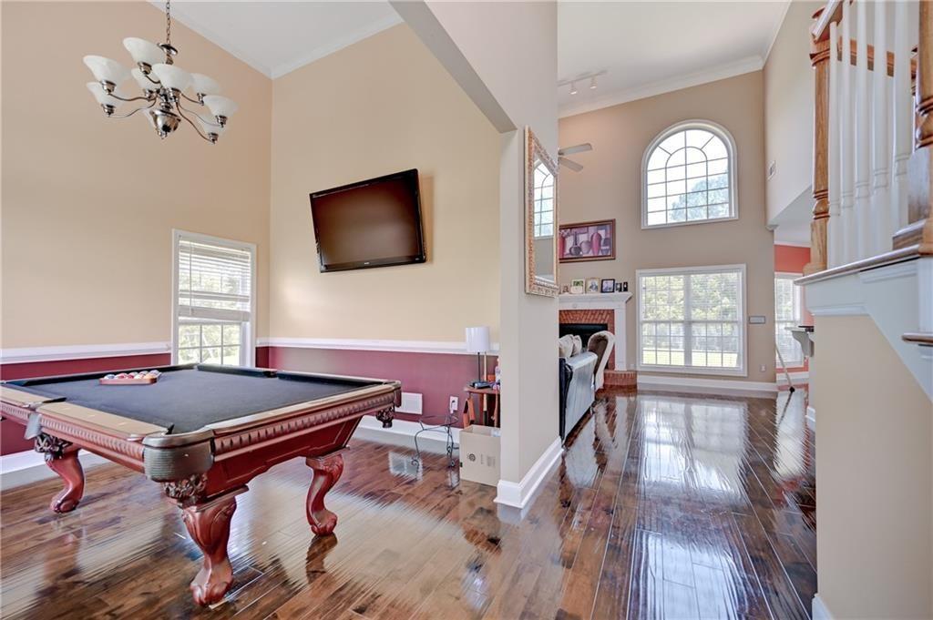 2560 Oak Creek Lane