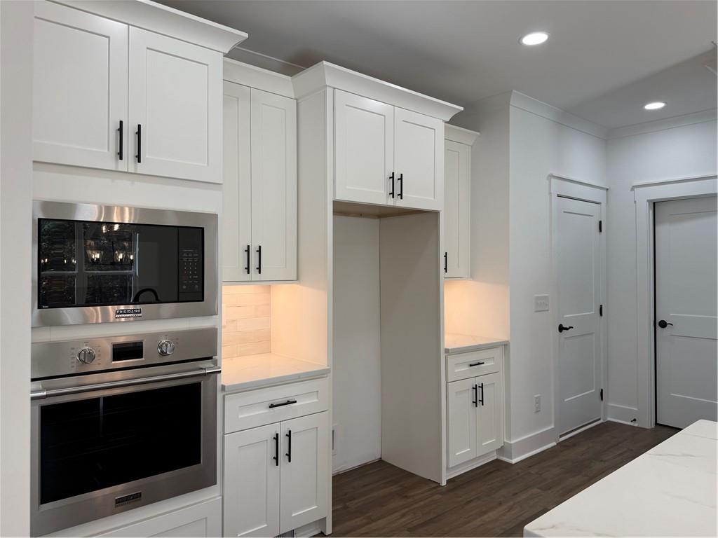 Hawks Crest - Residential