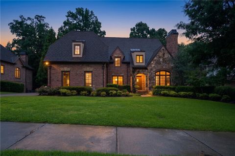831 Camden Park Court NE Atlanta GA 30342
