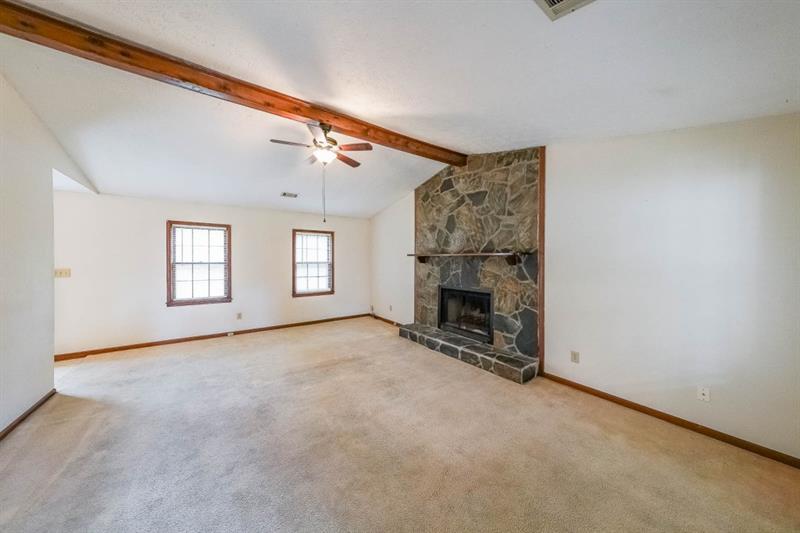 5065 Hubert Drive, Powder Springs, Georgia image 6