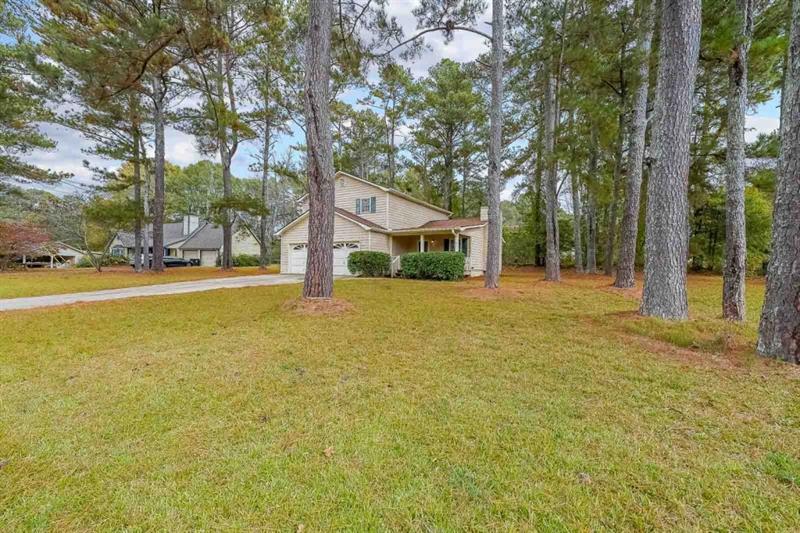 5065 Hubert Drive, Powder Springs, Georgia image 2