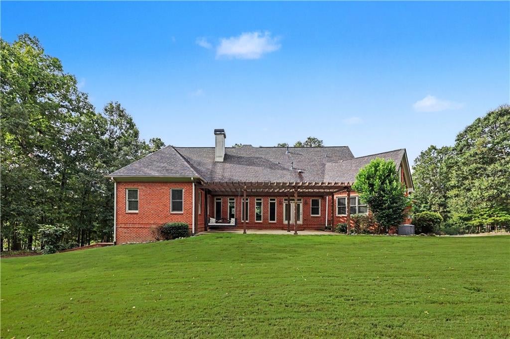 8415 Glen Lake Drive