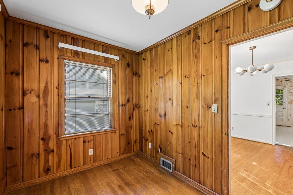 1343 Emory Road