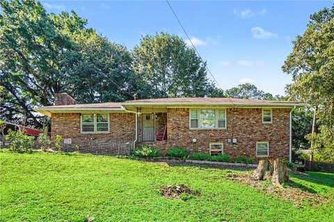 Homes For Sale - 7429 Westwood Road<br/> Douglasville, GA 30134