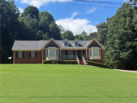 Homes For Sale - 4120 Nicholas Drive<br/> Cumming, GA 30040