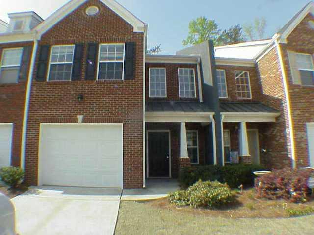 GEORGEOUS TOWN HOME COMMUNITY! LENDER OWNED. MUST PREQUAL WITH COUNTRYWIDE. FREE CREDIT REPORT AND APPRAISAL IF FINANCED AND CLOSED WITH COUNTRYWIDE. SOLD AS IS WITH NO DISCLOSURES OR TERMITE LETTER. CALL FOR LOOCKBOX CODE