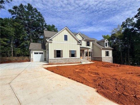 Homes For Sale - 70 Amelia Court<br/> Covington, GA 30014