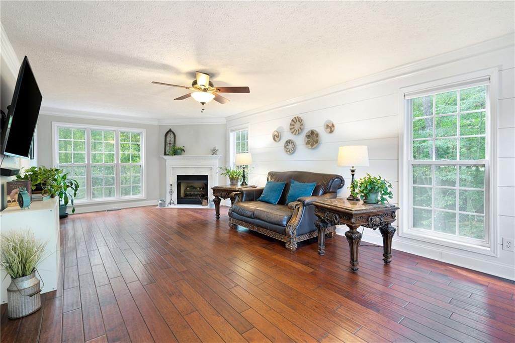 3060 Cypress Cove
