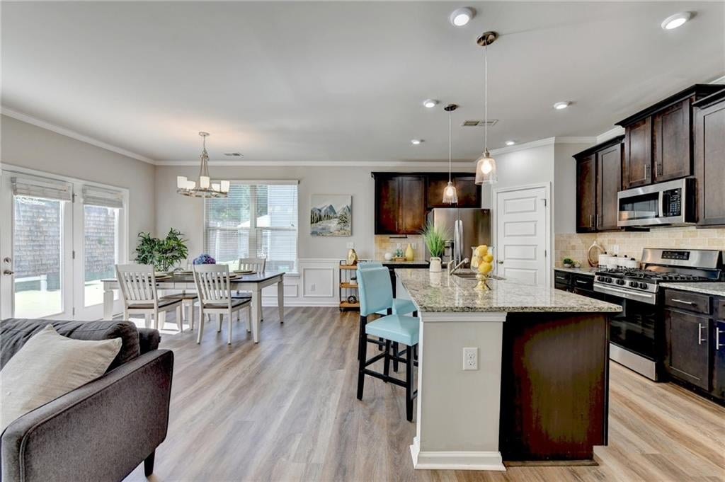 2744 Shetley Creek Drive
