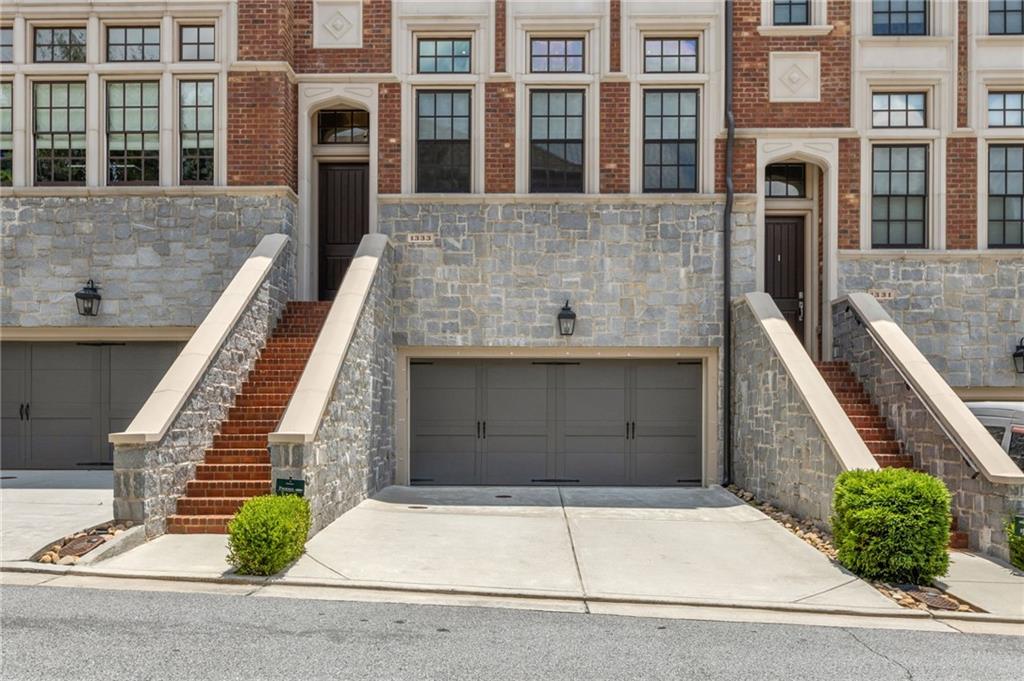 1333 DOVER Circle NE