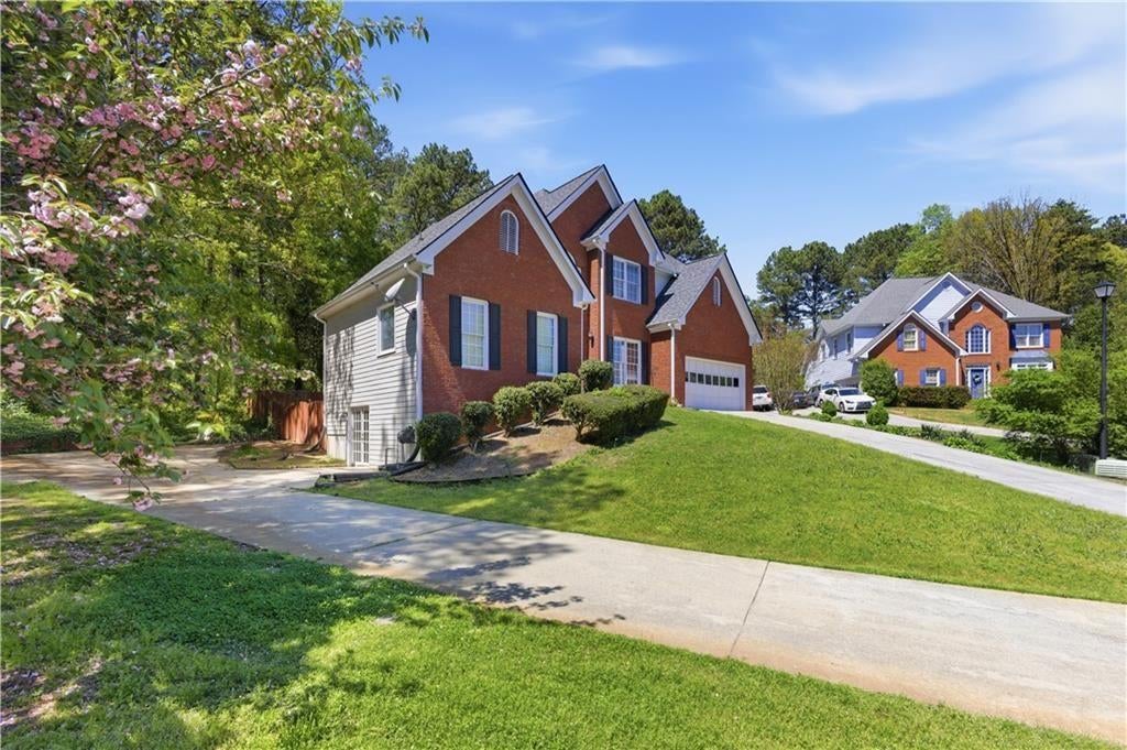 2255 Pinehaven Court SW