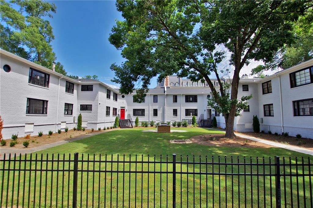 99 Peachtree Memorial Drive C2