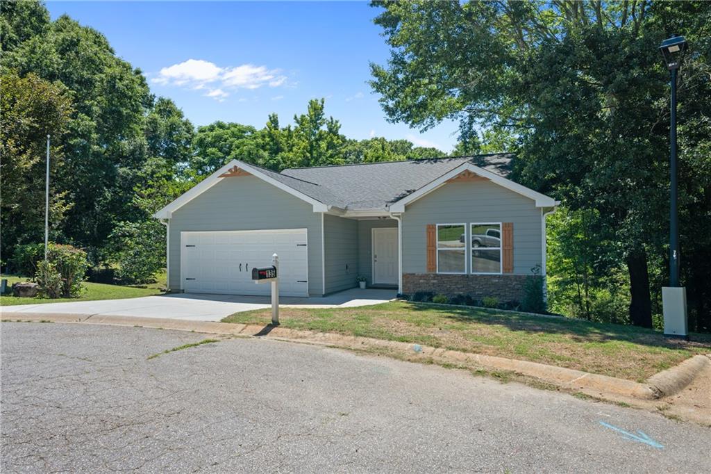135 Tyrus Lane
