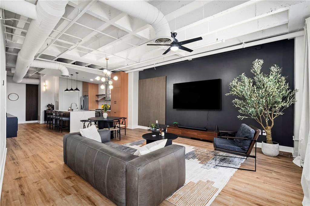 805 Peachtree Street NE 521