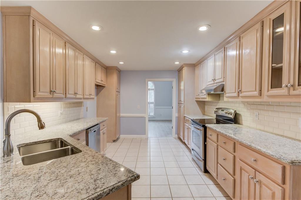 6362 Chestnut Parkway