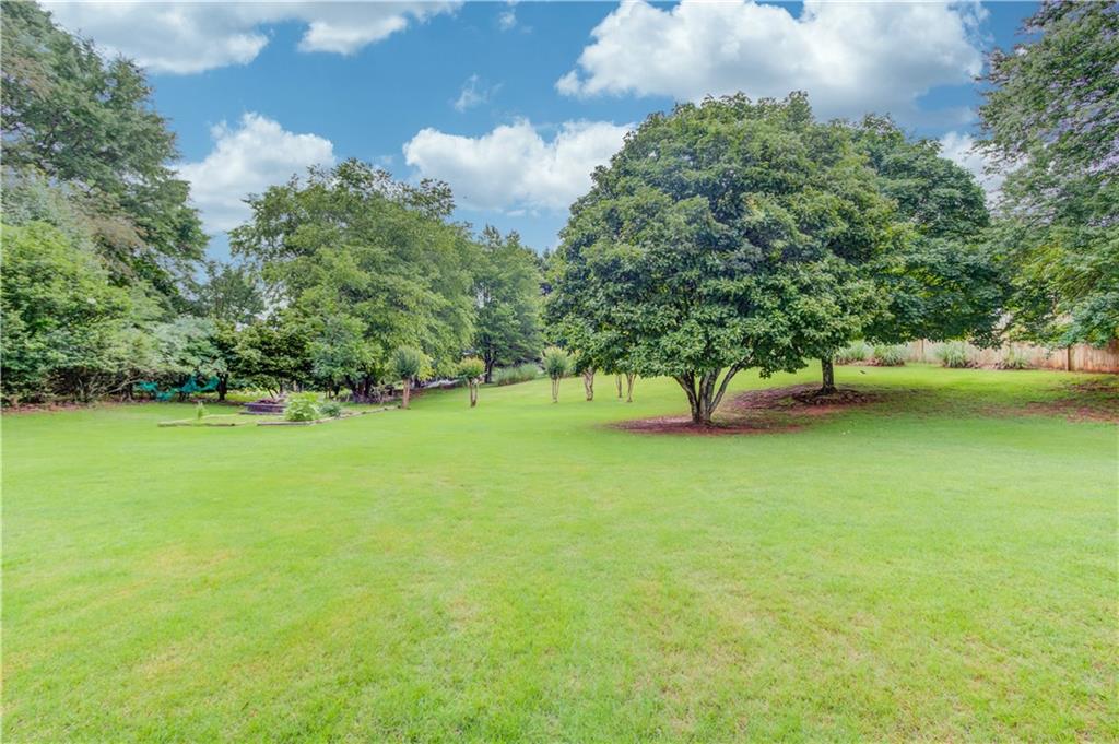 6362 Chestnut Parkway