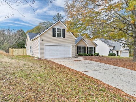 A home in Locust Grove