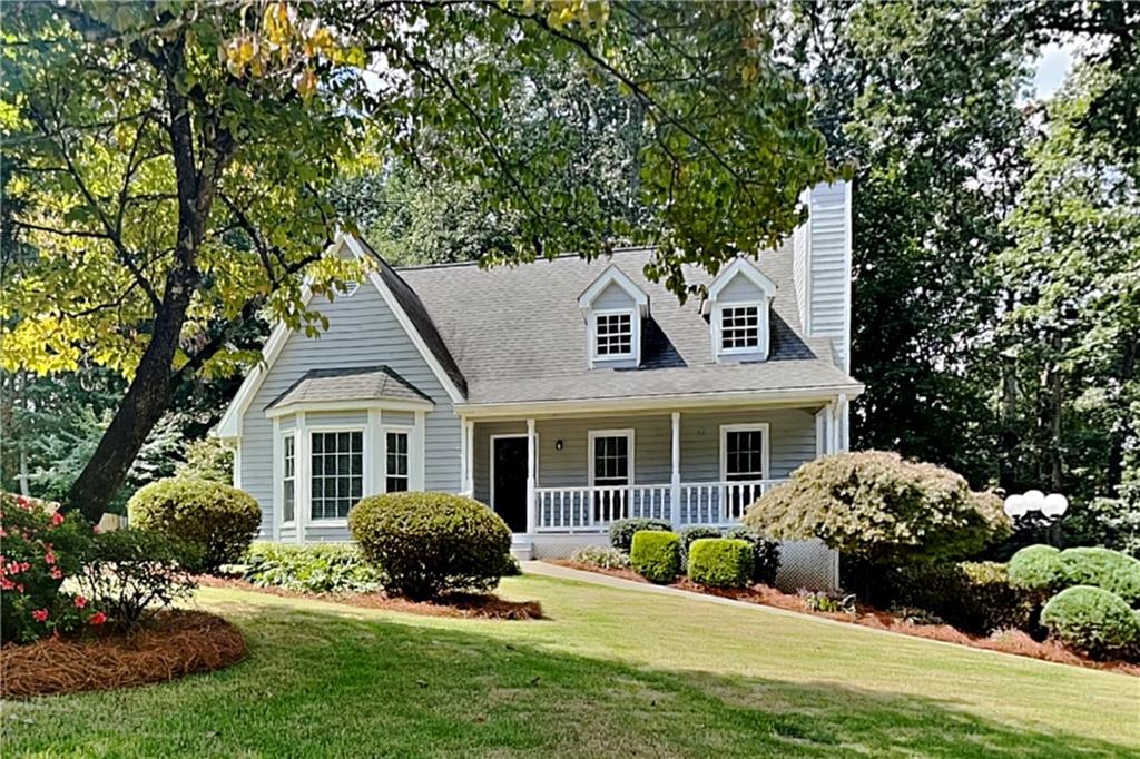 Charming 3 bed, 2.5 bath, 1,999 sqft home in Suwanee! Open kitchen concept with updated counters and a spacious living room. Primary suite with attached bathroom. Spacious backyard, great for gatherings! Pets accepted on a case by case basis. Additional admin fees apply. The Fireplace is decorative. Schedule your showing today! This home is as-is.
This home may be located within a Homeowners Association (HOA) community. If so, residents will be responsible for adhering to all HOA rules and regulations. Please contact your agent or landlord's agent for more information.