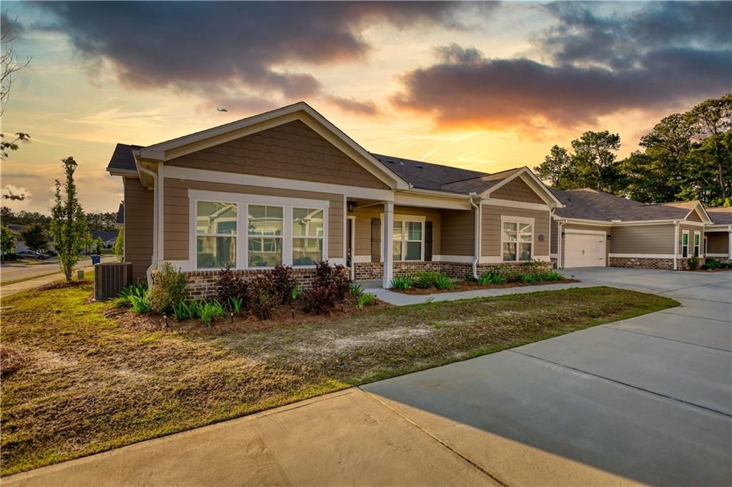 Photo of 2929 Rambler Drive, Loganville, GA 30052 (MLS # 7685362)