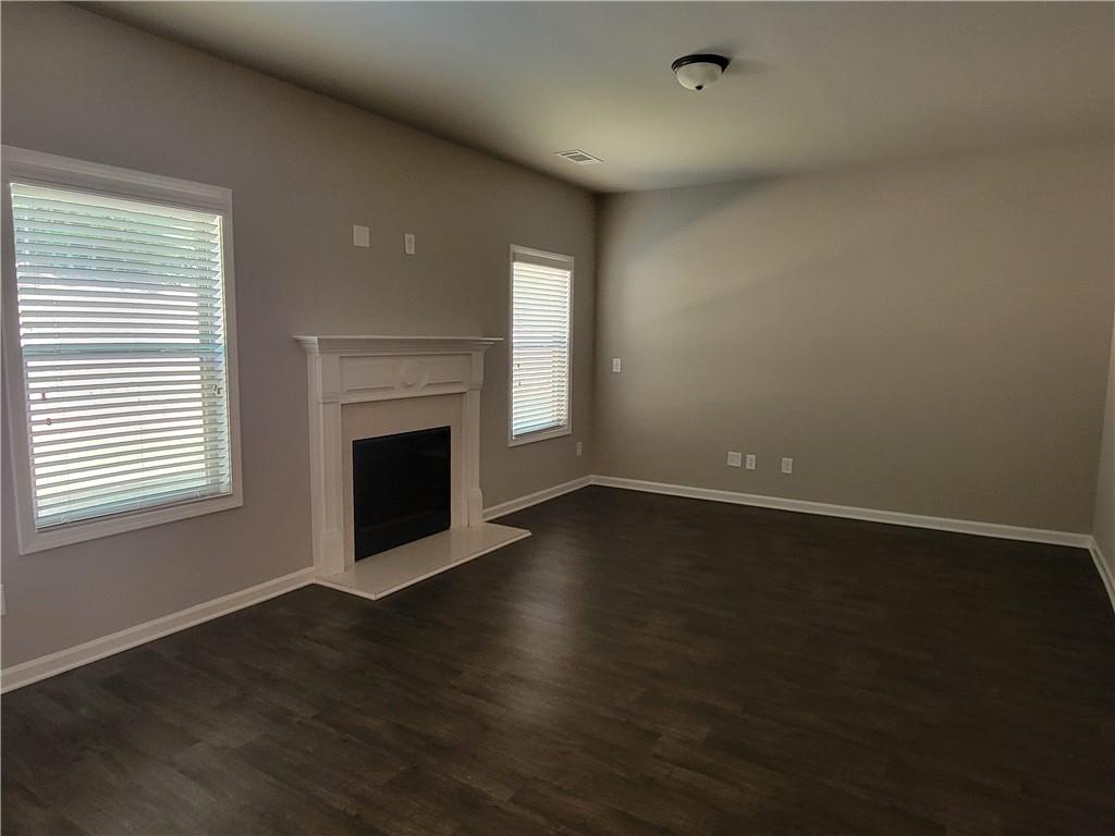 921 Walnut Woods Drive