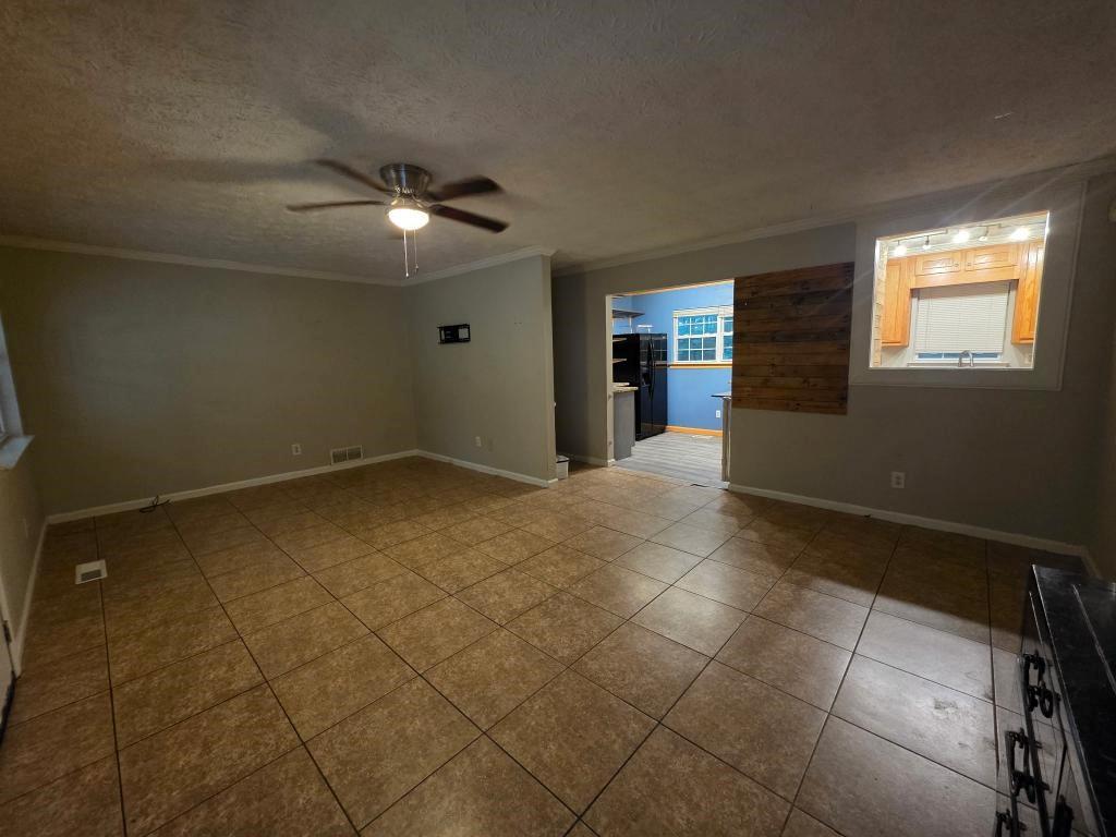 6305 Eidson Drive