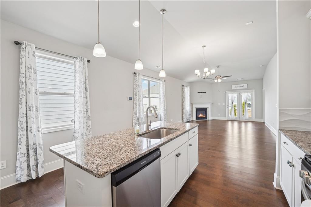 6606 Trailblazer Road, Flowery Branch, Georgia image 11