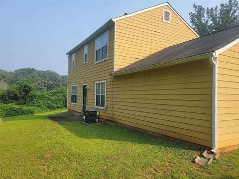 A home in Ellenwood