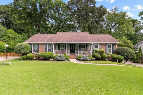 621 Windgrove Road SE Marietta GA 30067
