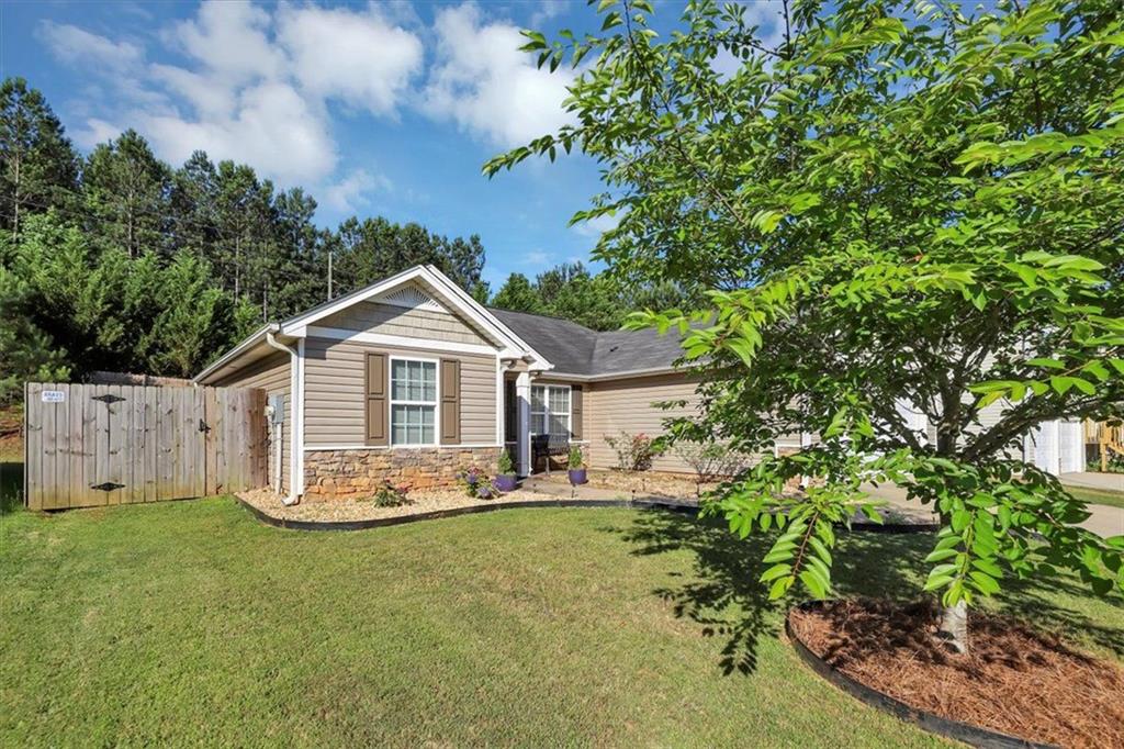 109 Rockefeller Lane, Dallas, Georgia image 4