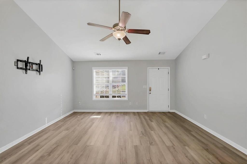 109 Rockefeller Lane, Dallas, Georgia image 6