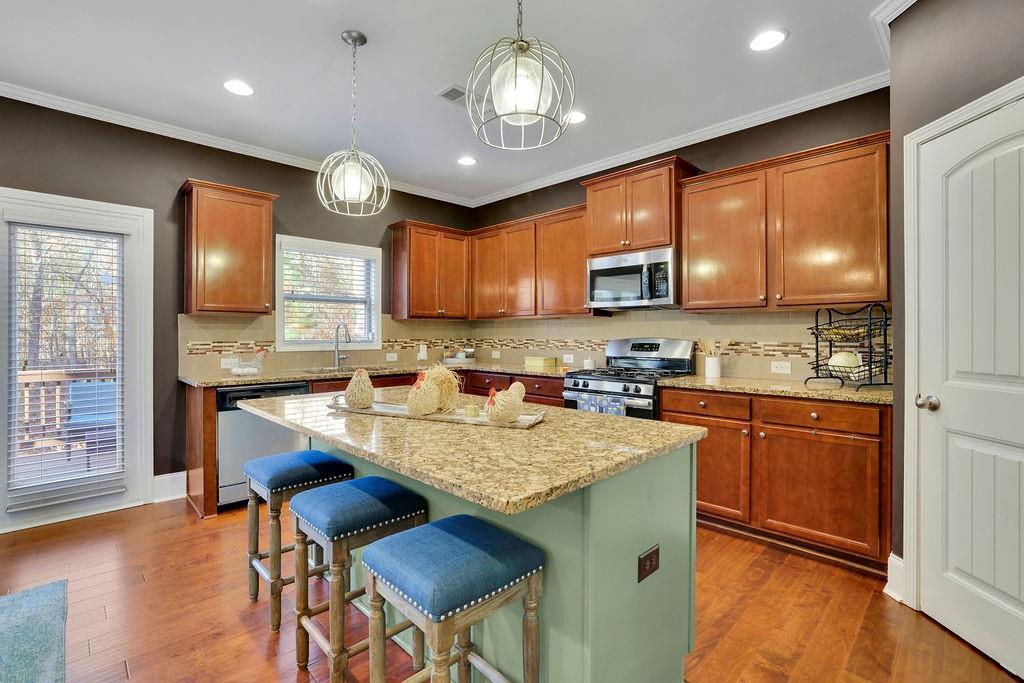 1320 Newbridge Circle