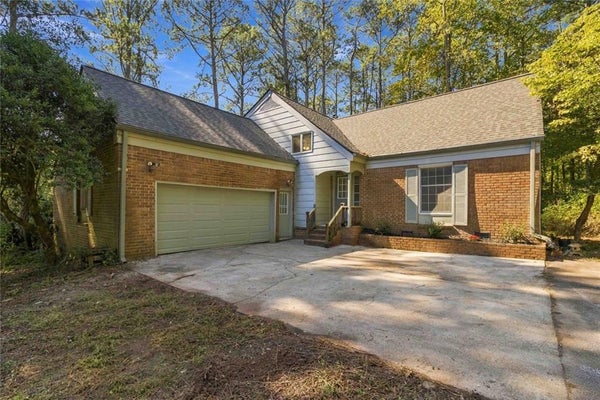 5205 ANNIE MITCHELL DR SW, CONYERS, GA 30094 - Image 94b36be46322ab512a34a4e827e8cab2/3896423258