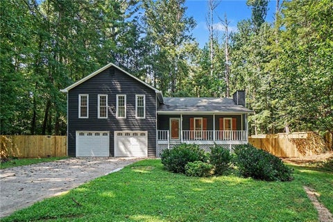 Homes For Sale - 880 Faye Drive<br/> Kennesaw, GA 30144