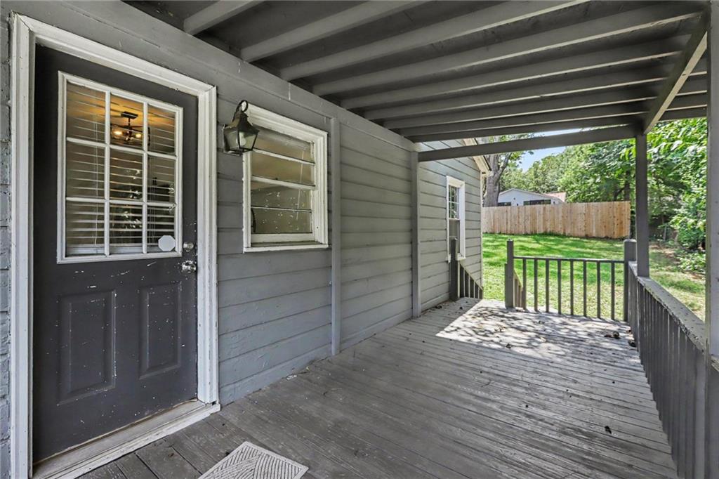 3465 Glen Road